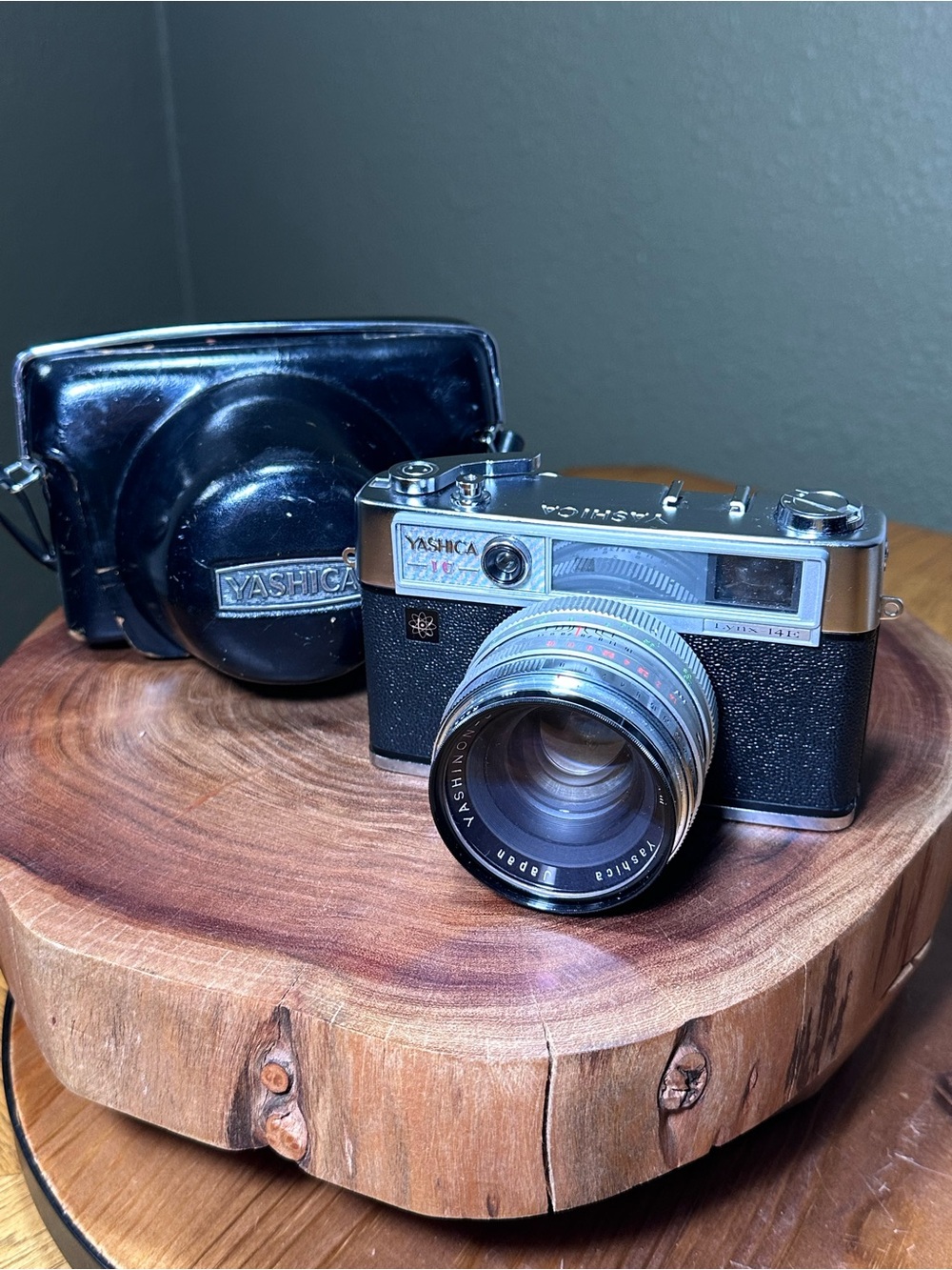 Yashica Lynx 1C 35mm Film Rangefinder Camera - Rare f/1.4 Lens